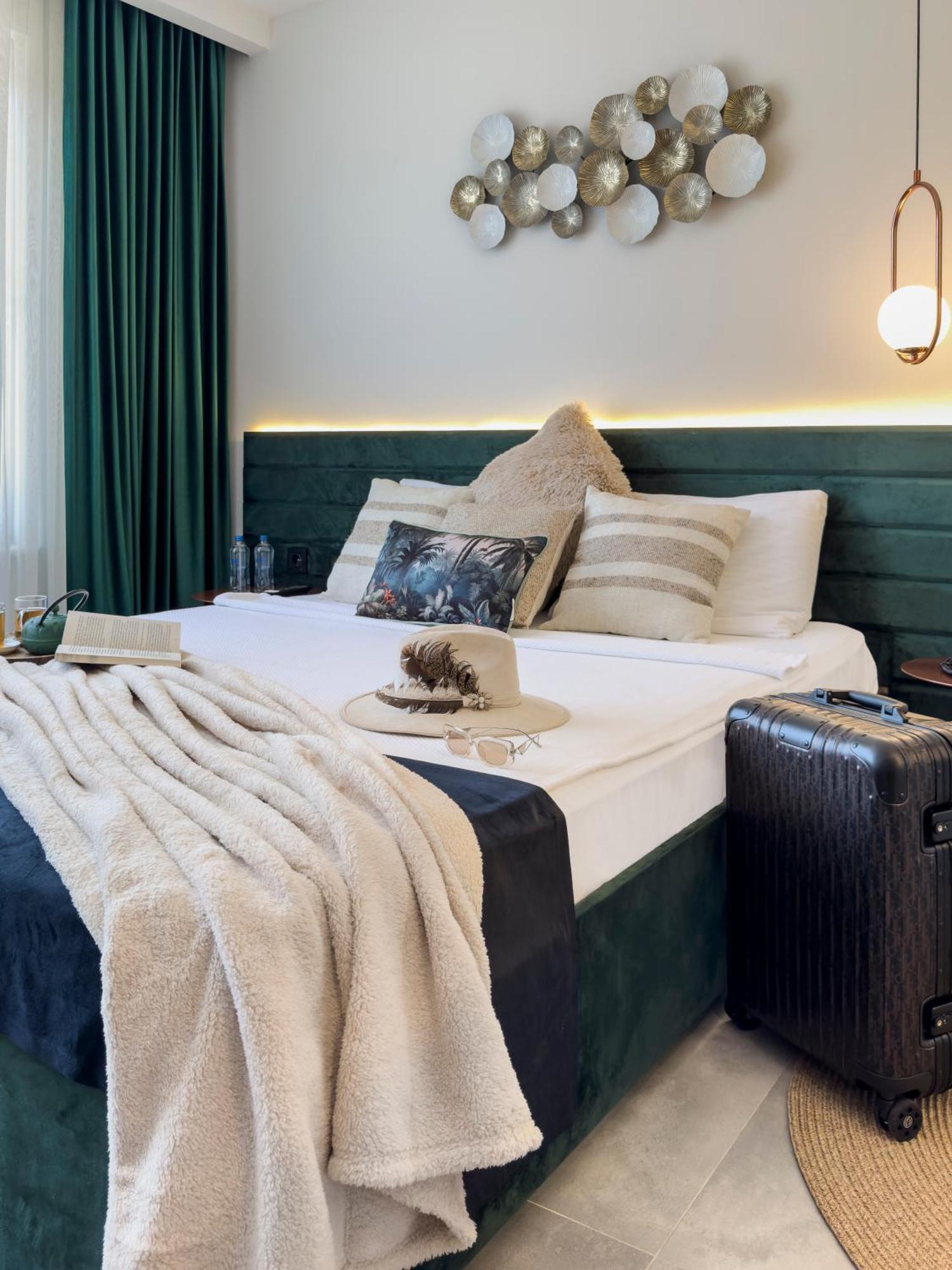 Luff Living (Adults Only) อันตัลยา ภายนอก รูปภาพ